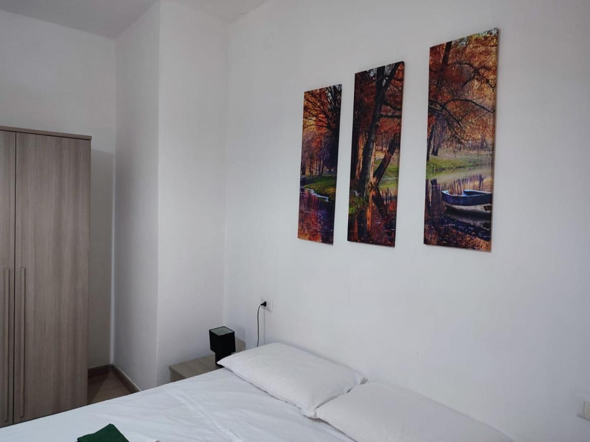 Rooms For Rent 67 Sassari Kültér fotó
