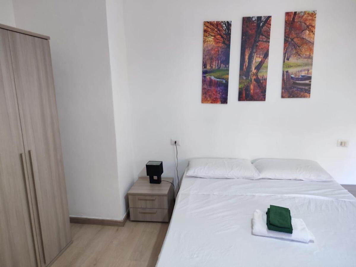 Rooms For Rent 67 Sassari Kültér fotó